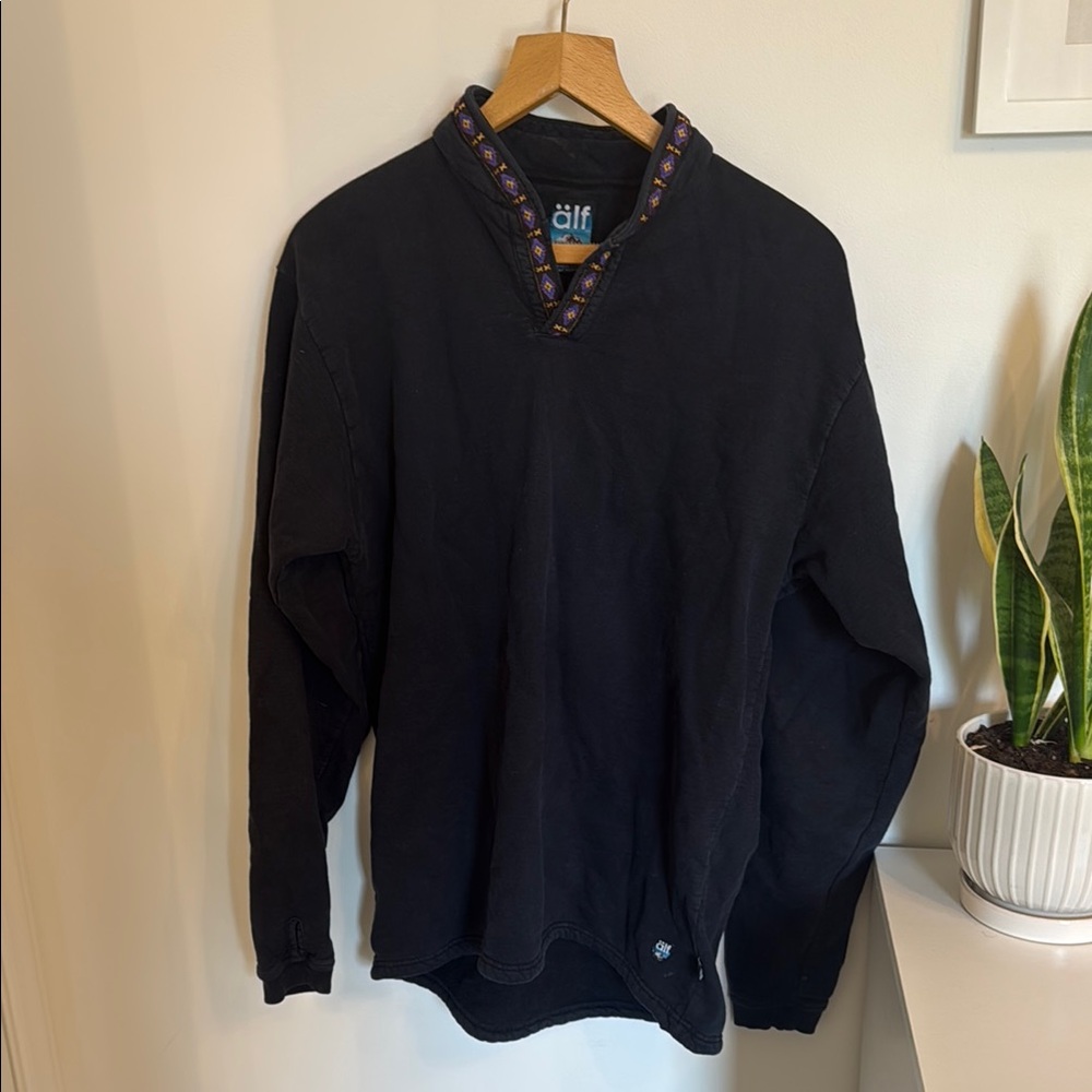 Kuhl Black V-Neck Sweater Classic Knit
